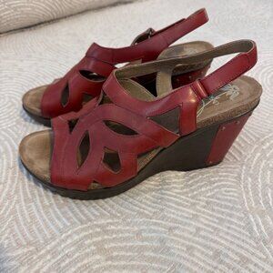 NWOB Dansko Felicia Leather Wedge Sandals Sz: 42 Red